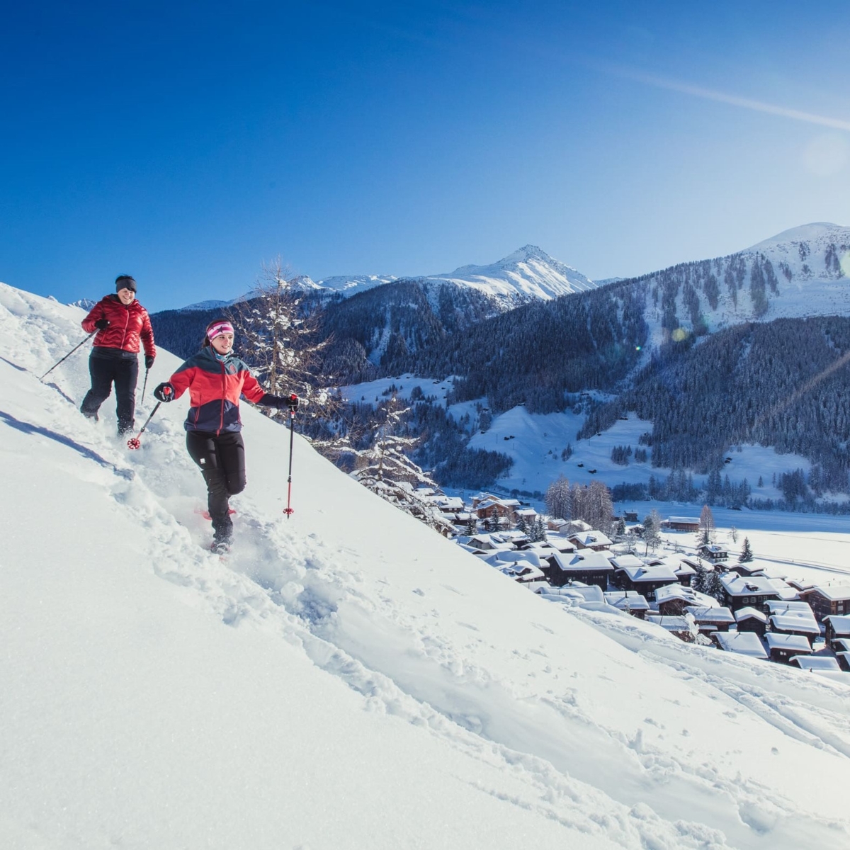 Auf Schneeschuhen über den Grimselpass